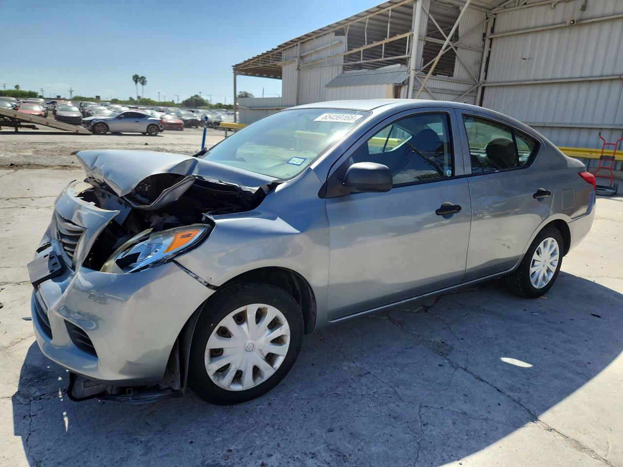 2014 NISSAN VERSA