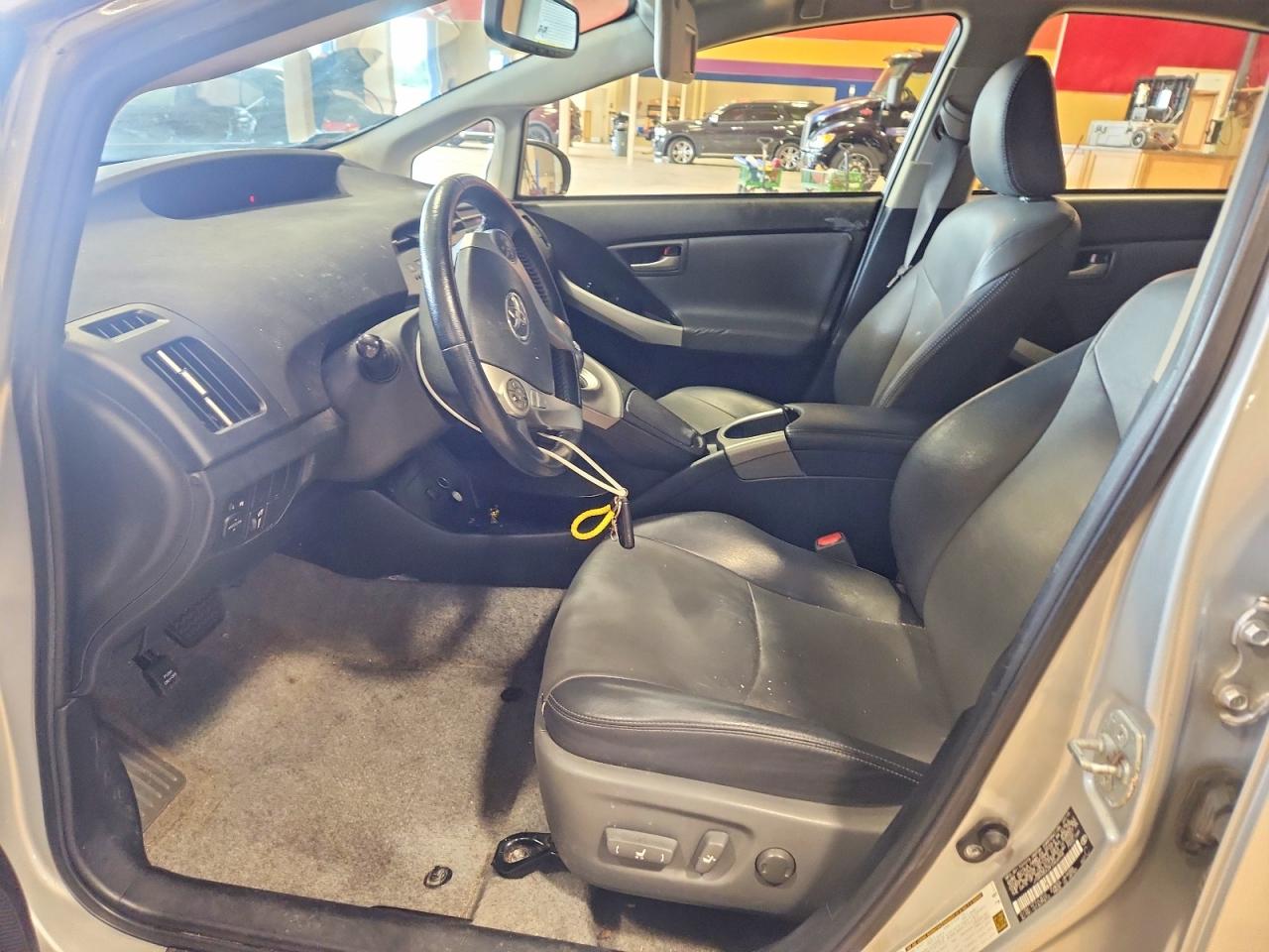 JTDKN3DU3F0468998 · 2015 TOYOTA PRIUS · 7/12