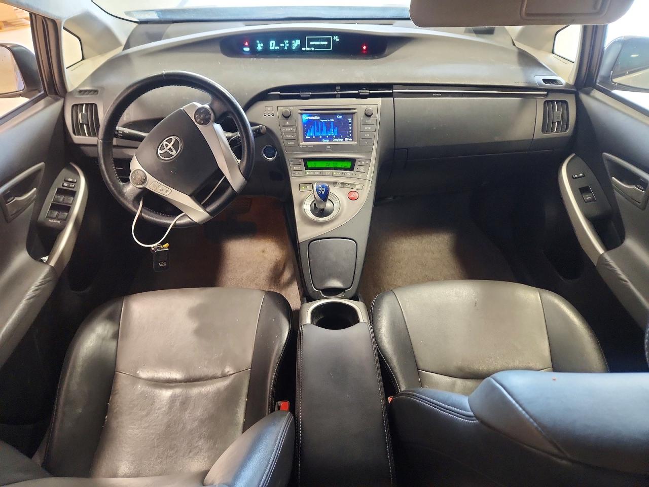 JTDKN3DU3F0468998 · 2015 TOYOTA PRIUS · 8/12