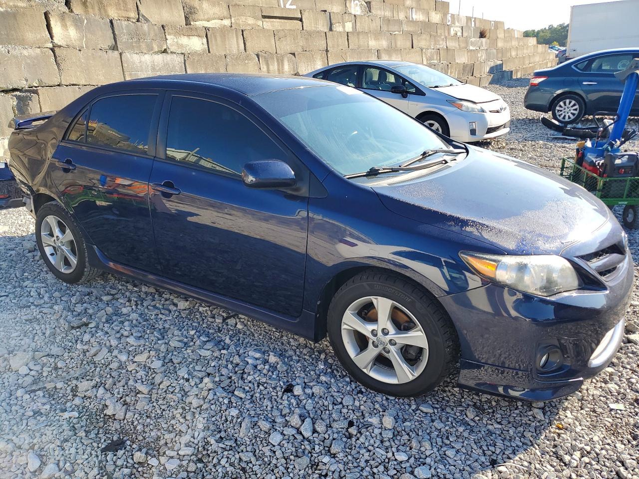 2T1BU4EE0BC697235 · 2011 TOYOTA COROLLA · 4/13