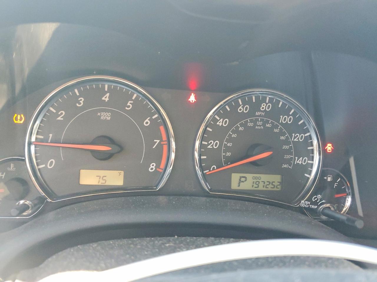2T1BU4EE0BC697235 · 2011 TOYOTA COROLLA · 9/13