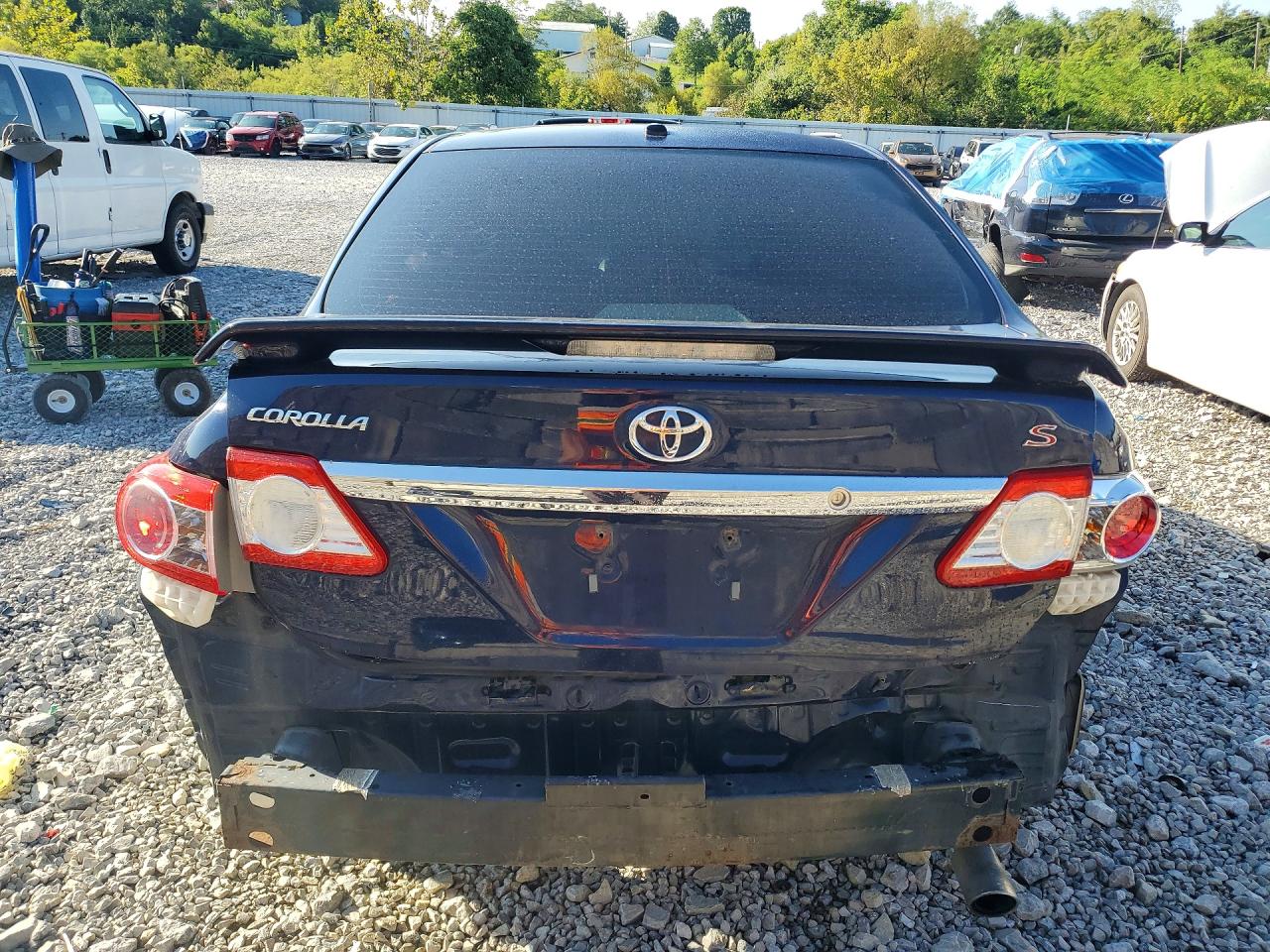 2T1BU4EE0BC697235 · 2011 TOYOTA COROLLA · 6/13