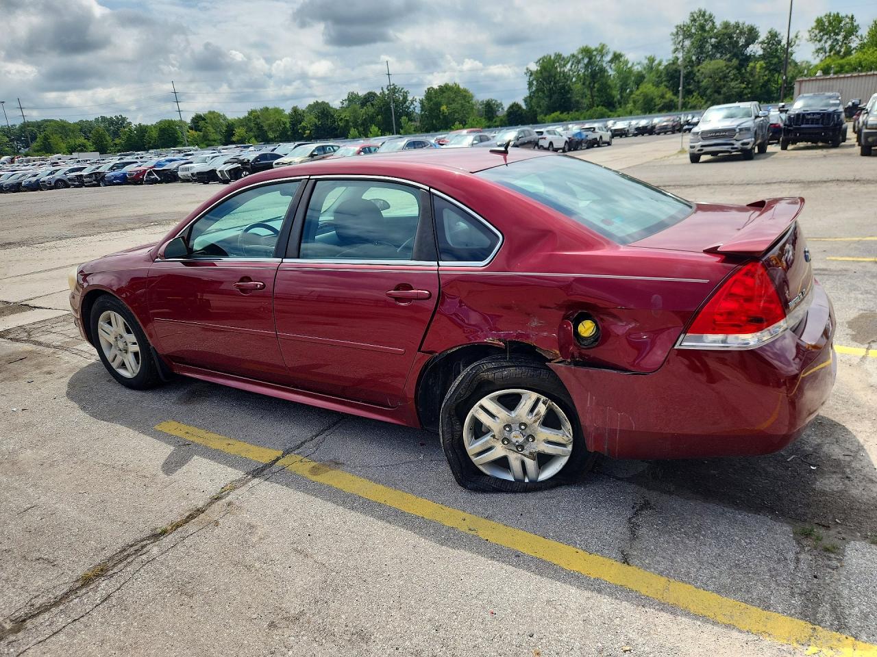 2G1WB5EKXB1261180 · 2011 CHEVROLET IMPALA · 2/12