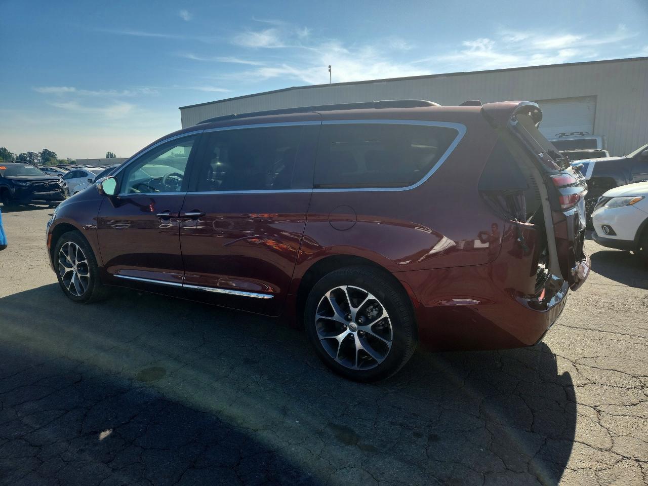 2C4RC3GGXNR174514 · 2022 CHRYSLER PACIFICA · 2/12