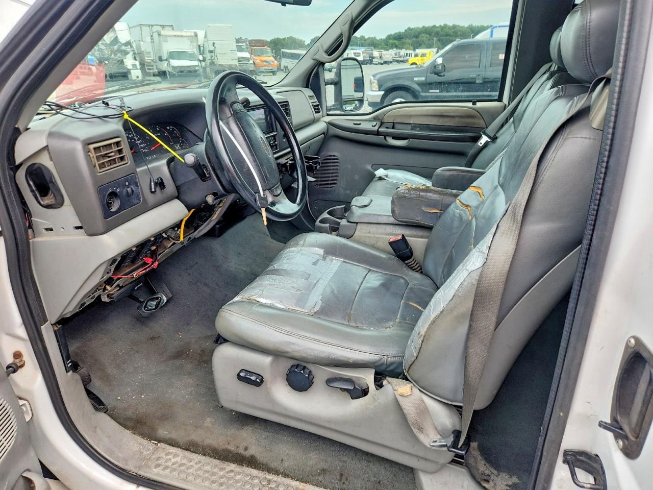 1FTNX20F82ED23283 · 2002 FORD F250 · 7/14