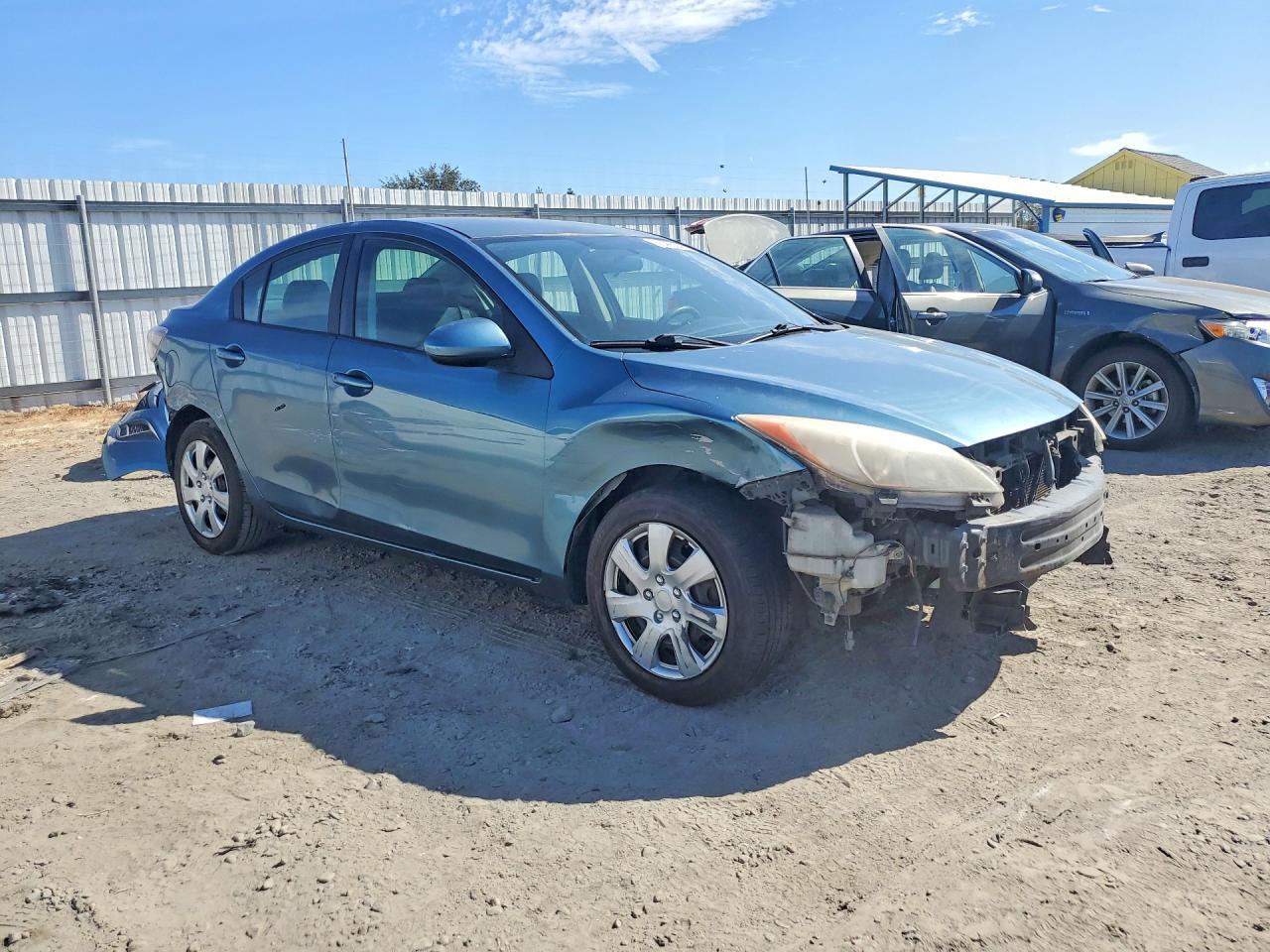 JM1BL1UG7B1459858 · 2011 MAZDA 3 · 4/13