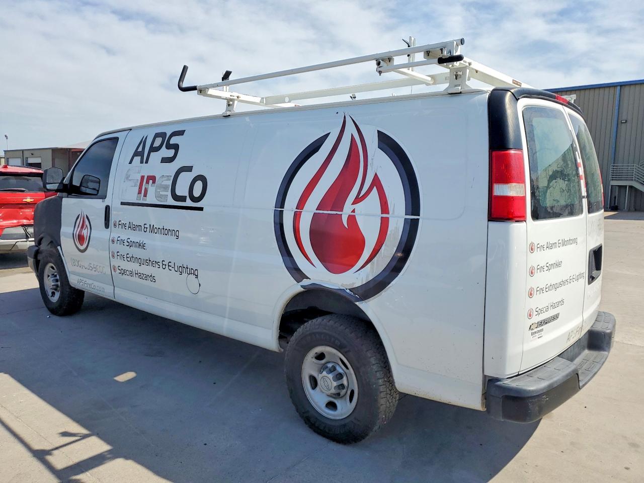 1GCWGBFG2H1347020 · 2017 CHEVROLET EXPRESS G2500 · 2/12