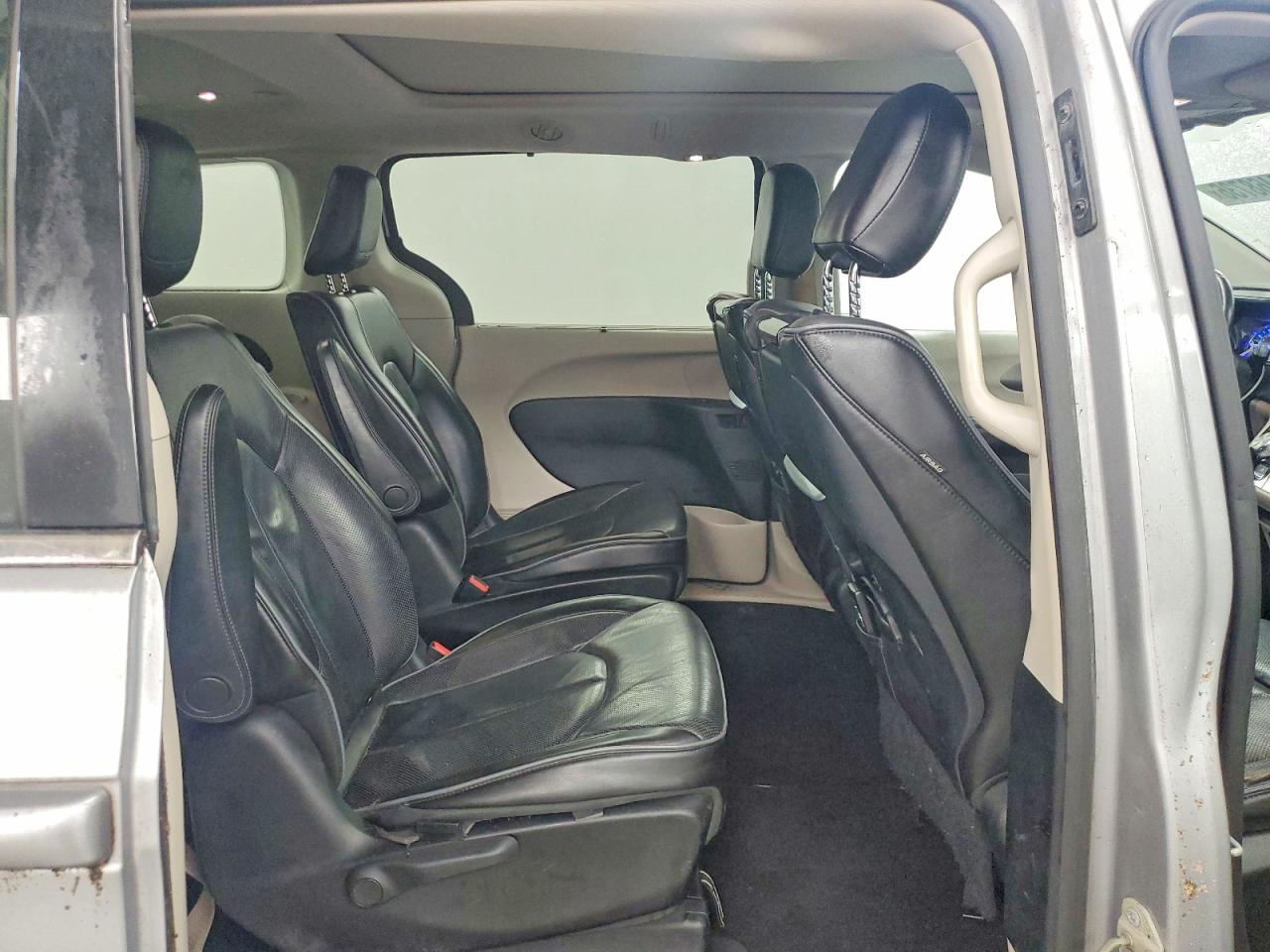 2C4RC1N77JR339713 · 2018 CHRYSLER PACIFICA · 11/13