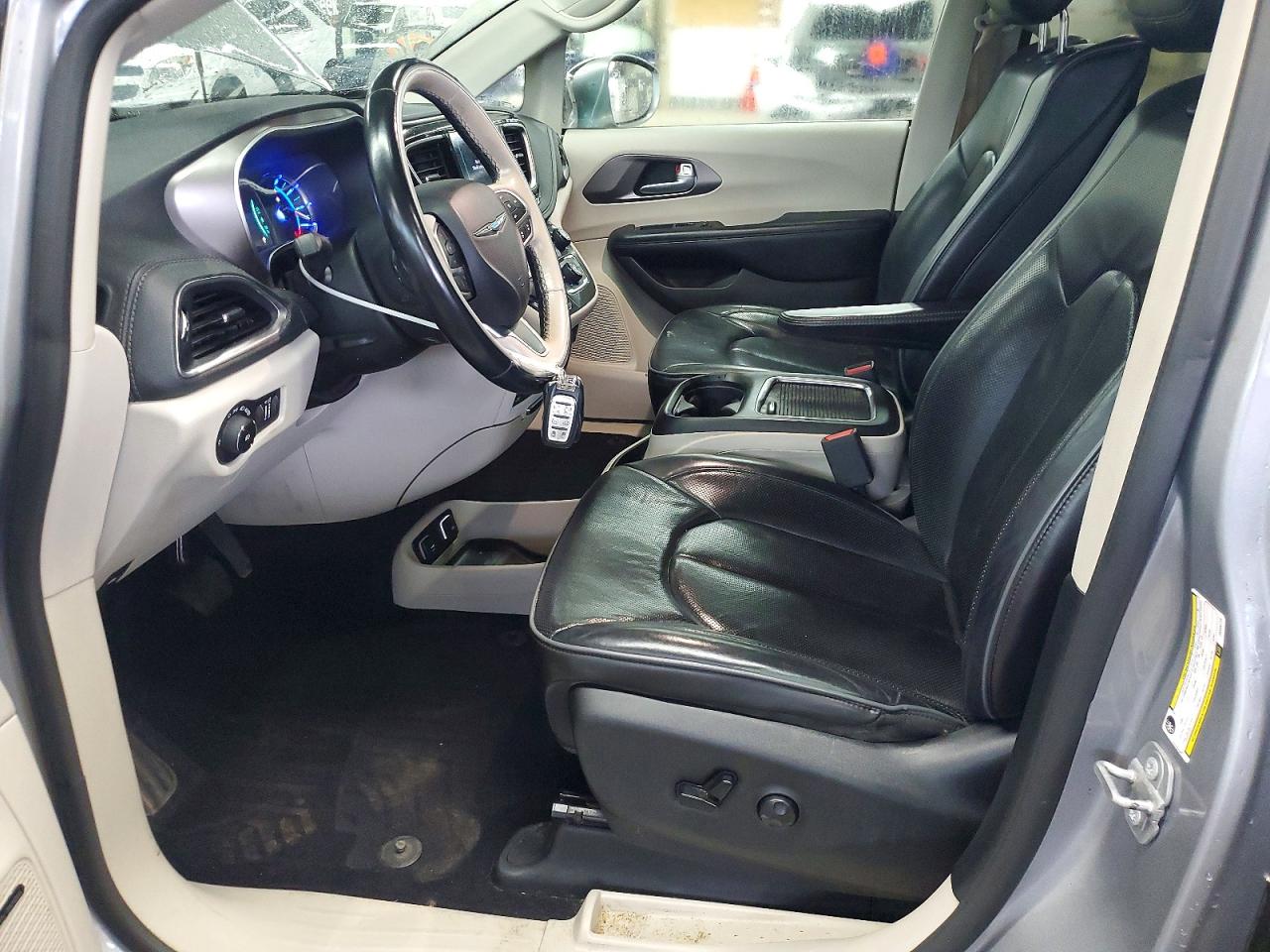 2C4RC1N77JR339713 · 2018 CHRYSLER PACIFICA · 7/13