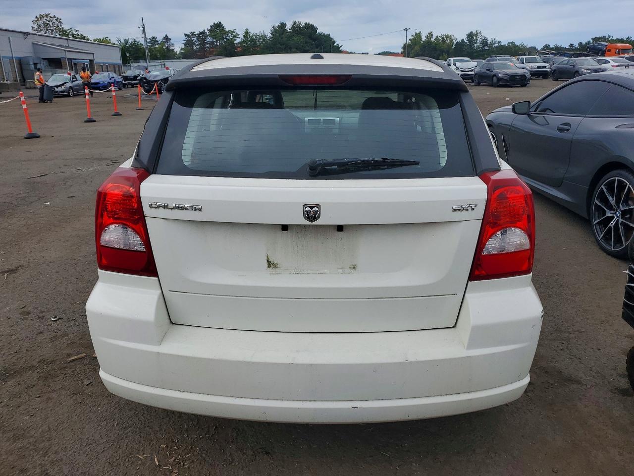 1B3HB48BX8D657307 · 2008 DODGE CALIBER · 6/12