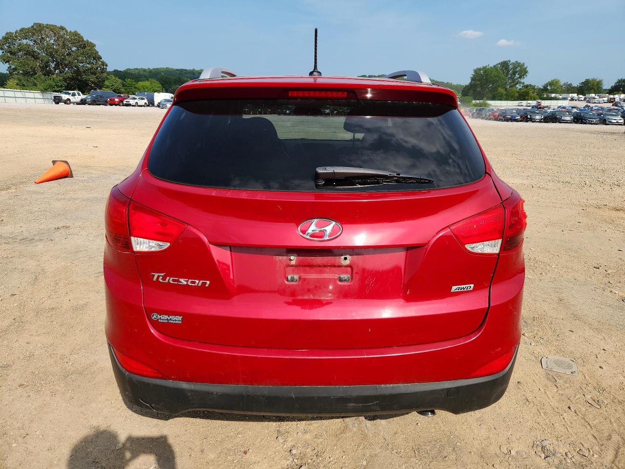 KM8JUCAGXFU107298 · 2015 HYUNDAI TUCSON · 6/13
