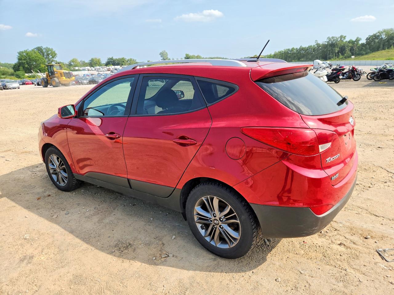 KM8JUCAGXFU107298 · 2015 HYUNDAI TUCSON · 2/13
