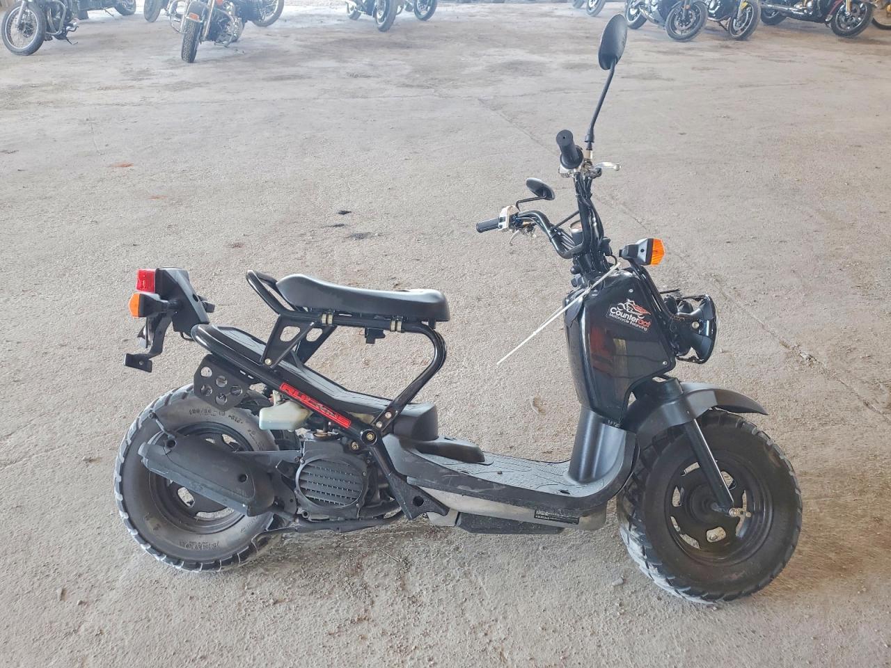 2015 HONDA NPS50