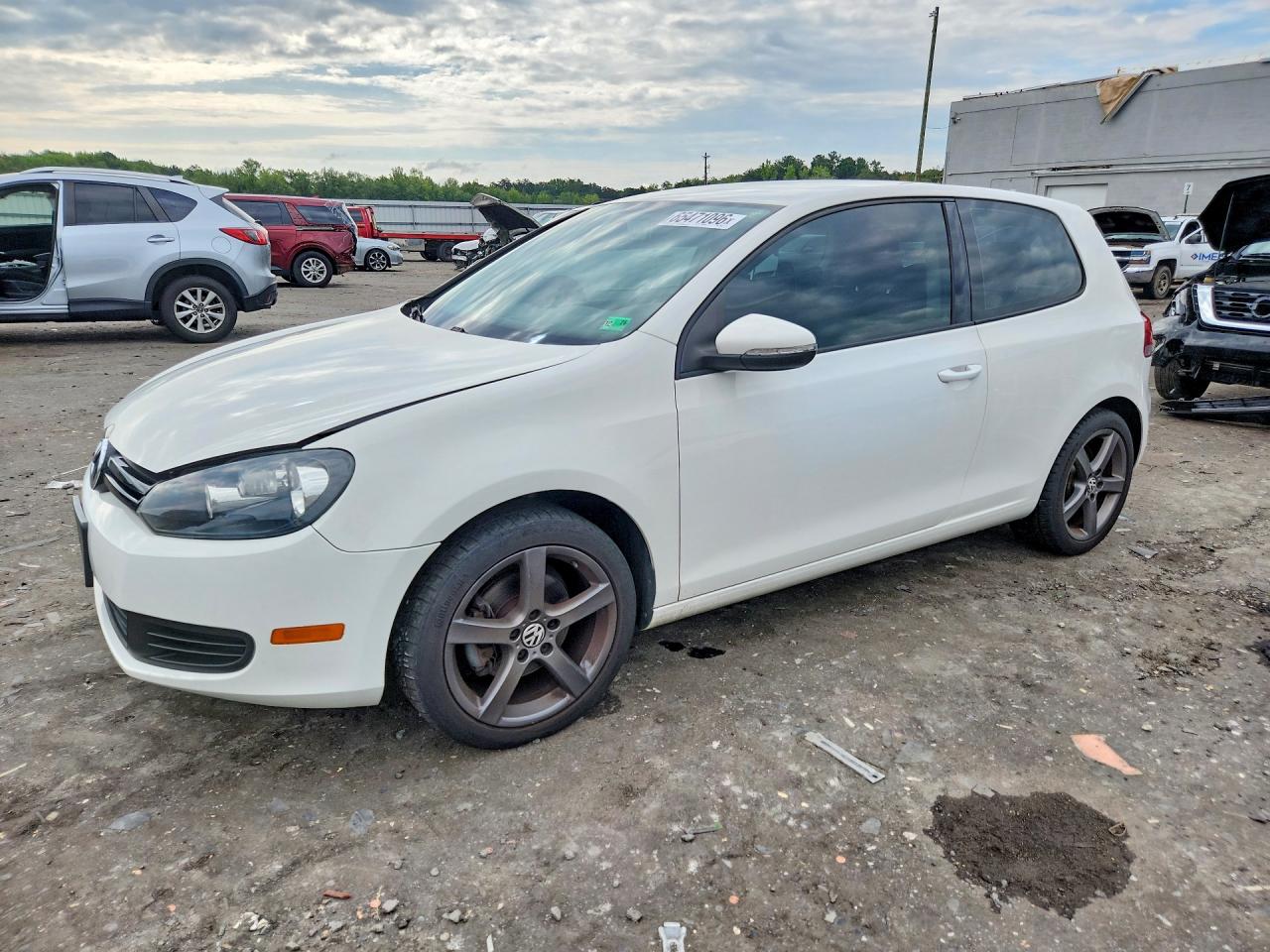 2013 VOLKSWAGEN GOLF
