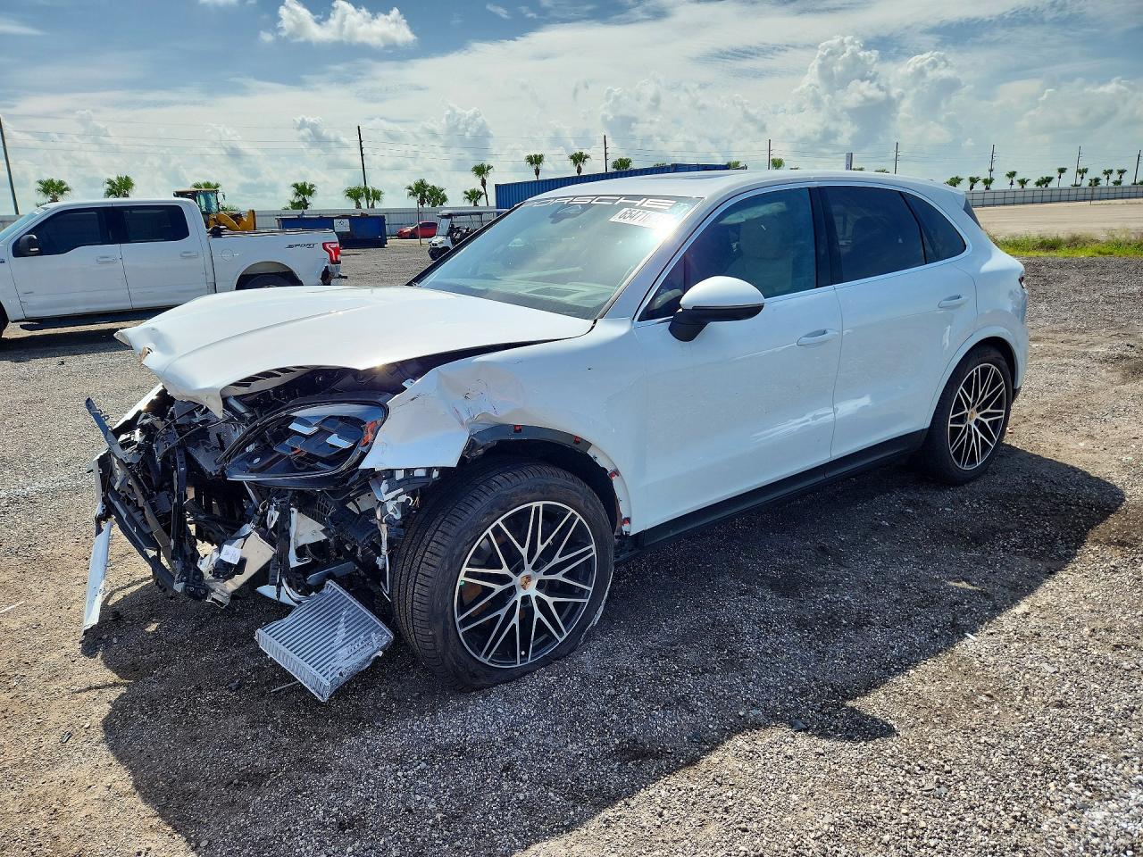 2026 PORSCHE CAYENNE