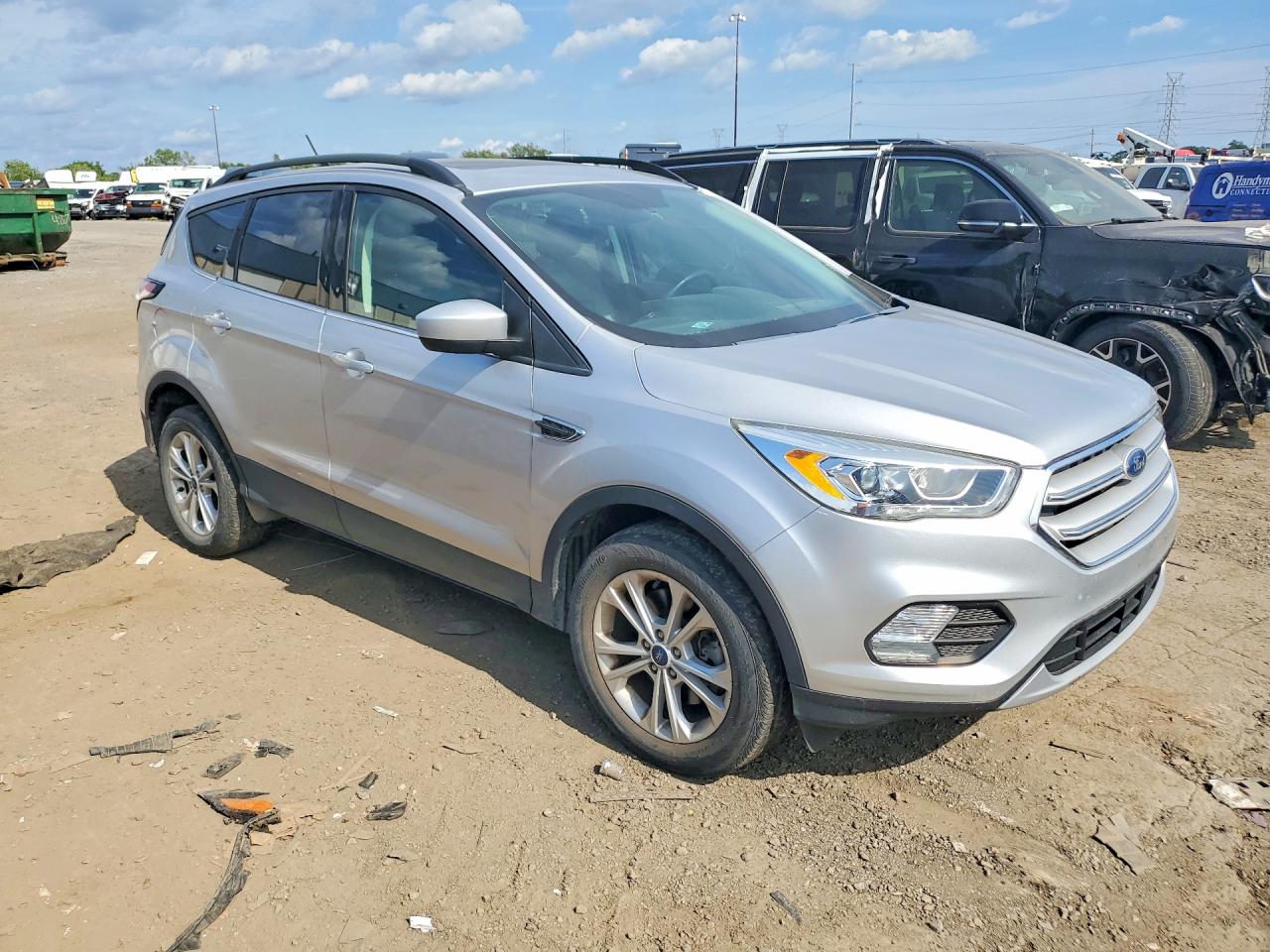 1FMCU9HD3JUB30986 · 2018 FORD ESCAPE · 4/13