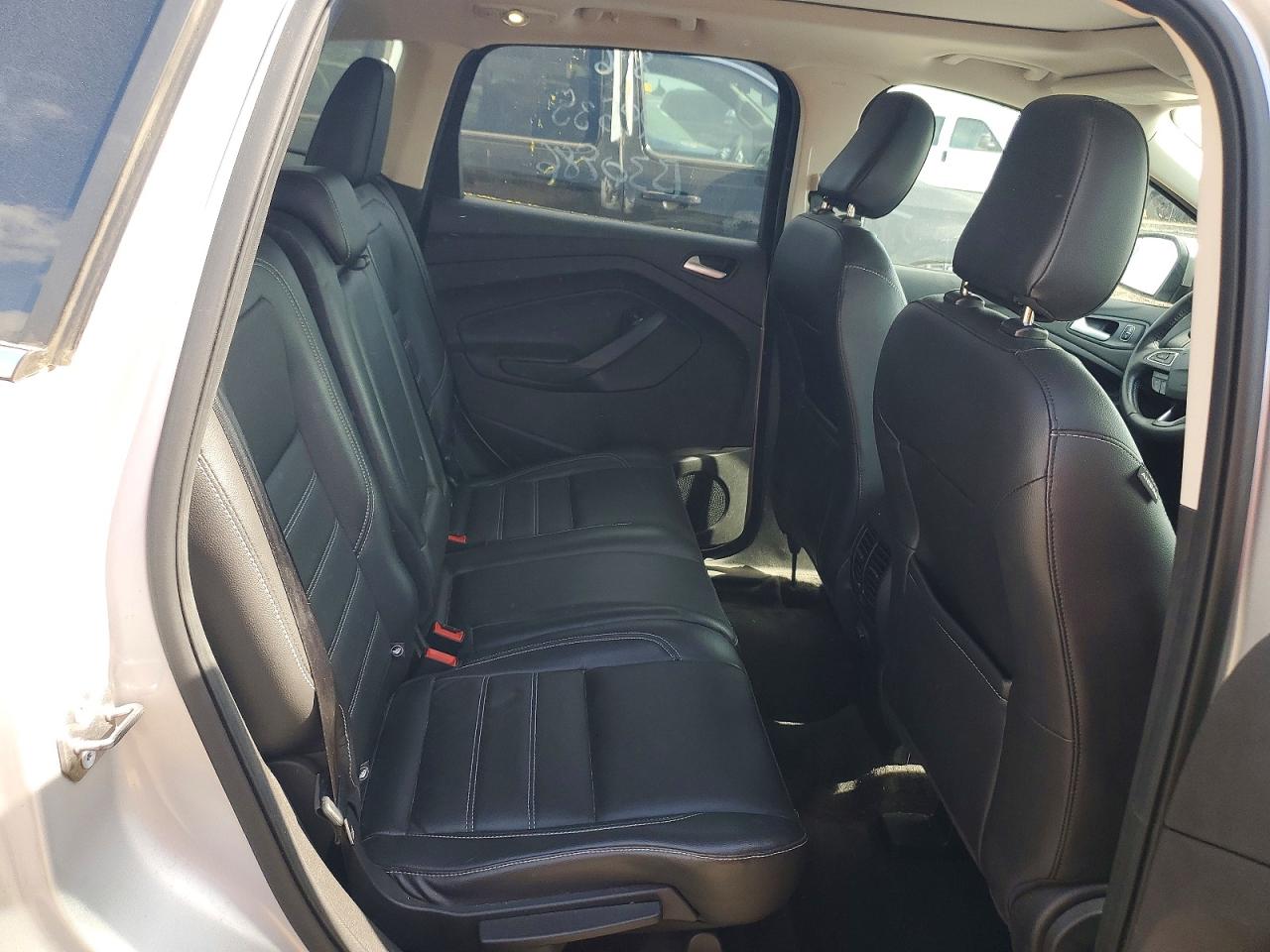 1FMCU9HD3JUB30986 · 2018 FORD ESCAPE · 11/13