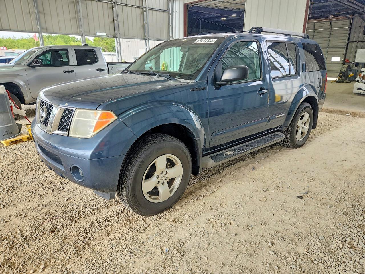 5N1AR18WX5C774654 · 2005 NISSAN PATHFINDER