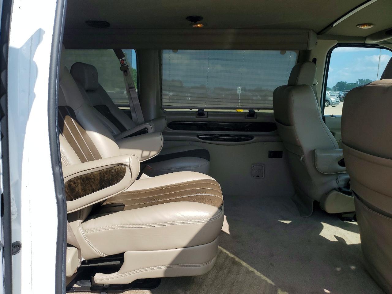 1FDNE1EL8EDA88470 · 2014 FORD ECONOLINE · 11/13