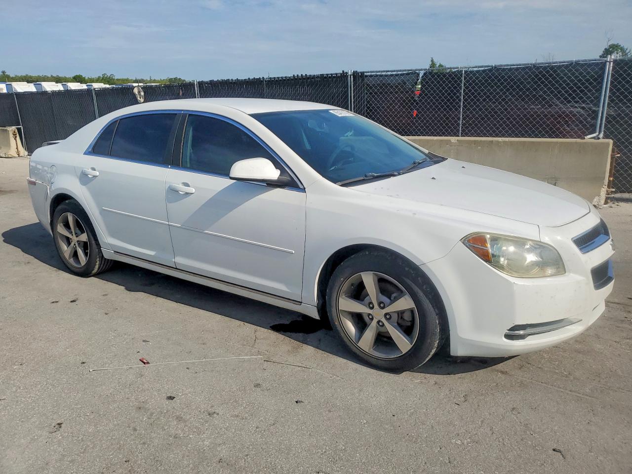 1G1ZC5E15BF209949 · 2011 CHEVROLET MALIBU · 4/12