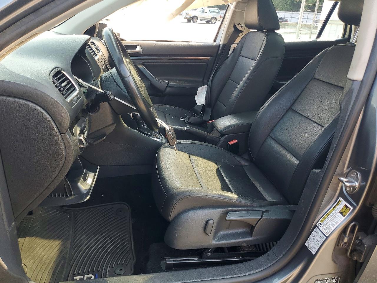 3VWPL7AJ1EM605362 · 2014 VOLKSWAGEN JETTA · 7/13
