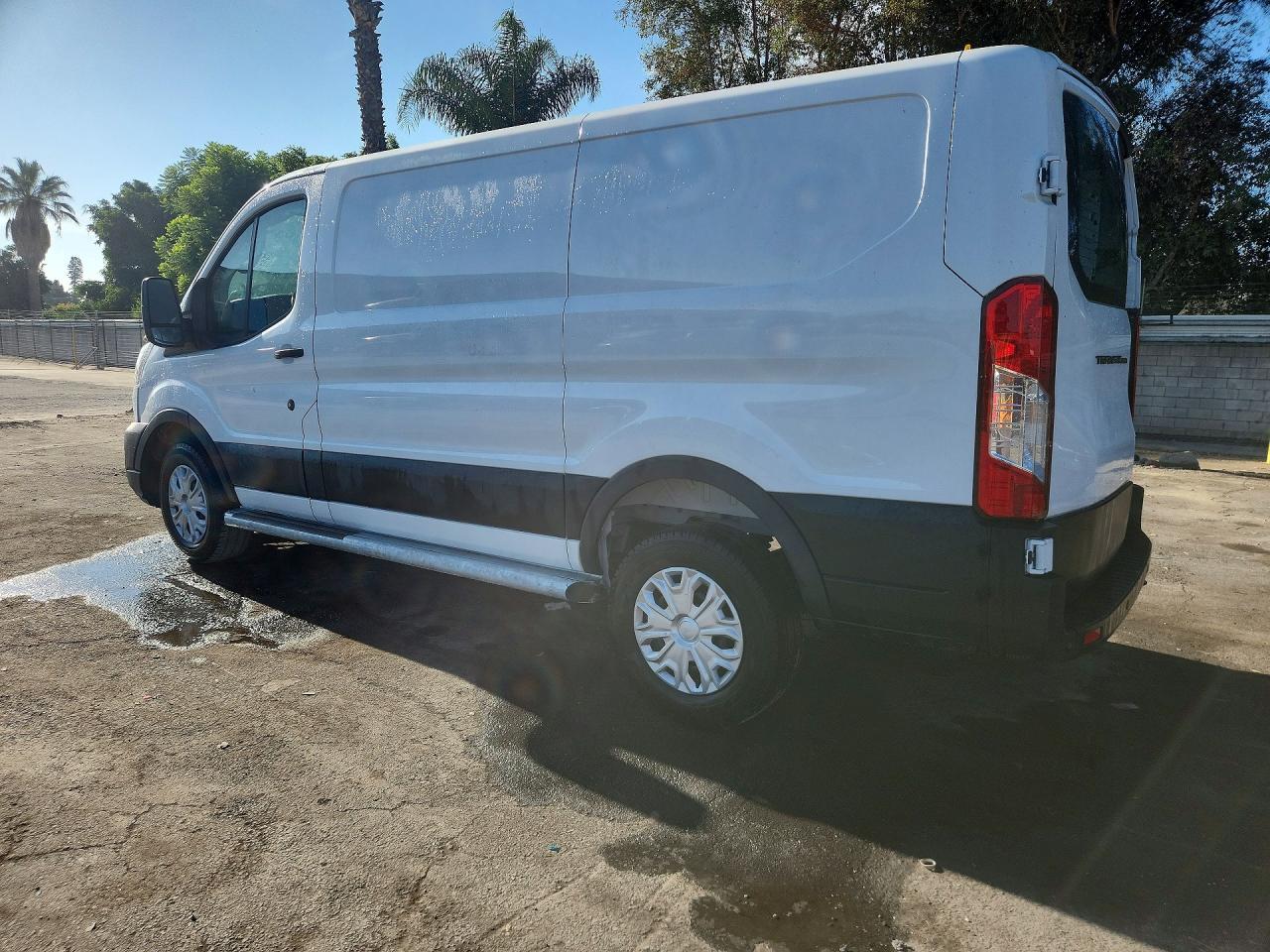 1FTBR1Y87TKA82316 · 2026 FORD TRANSIT · 2/14
