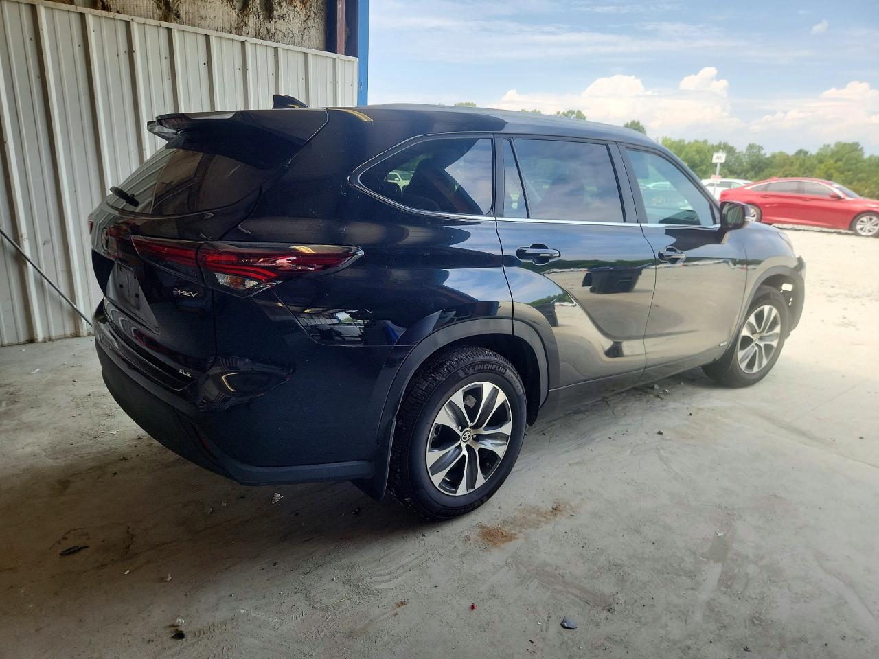 5TDKBRCH7SS659685 · 2025 TOYOTA HIGHLANDER HYBRID · 3/13