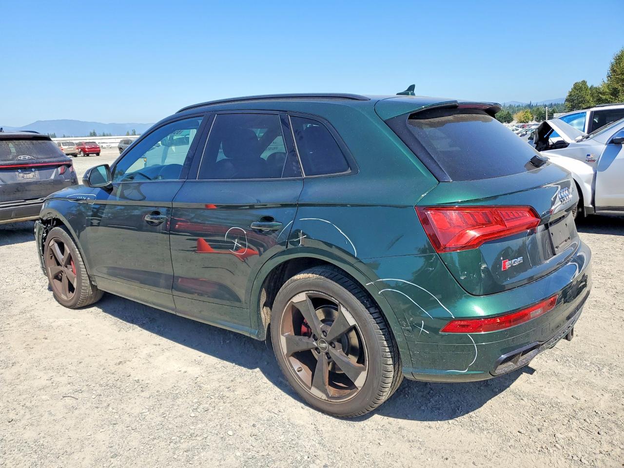 WA1C4AFY6K2083228 · 2019 AUDI SQ5 · 2/14