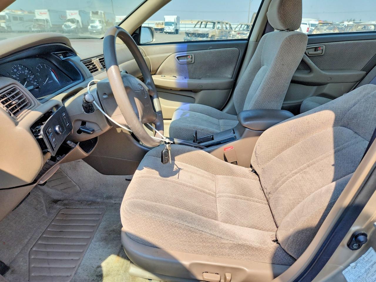 JT2BG22K8Y0411956 · 2000 TOYOTA CAMRY · 7/12