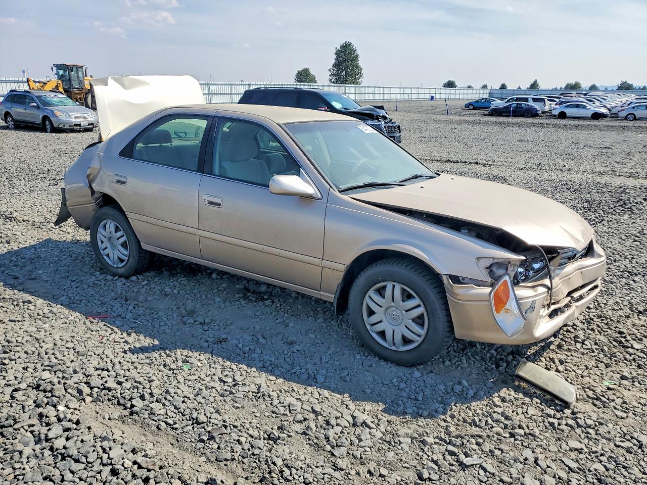 JT2BG22K8Y0411956 · 2000 TOYOTA CAMRY · 4/12