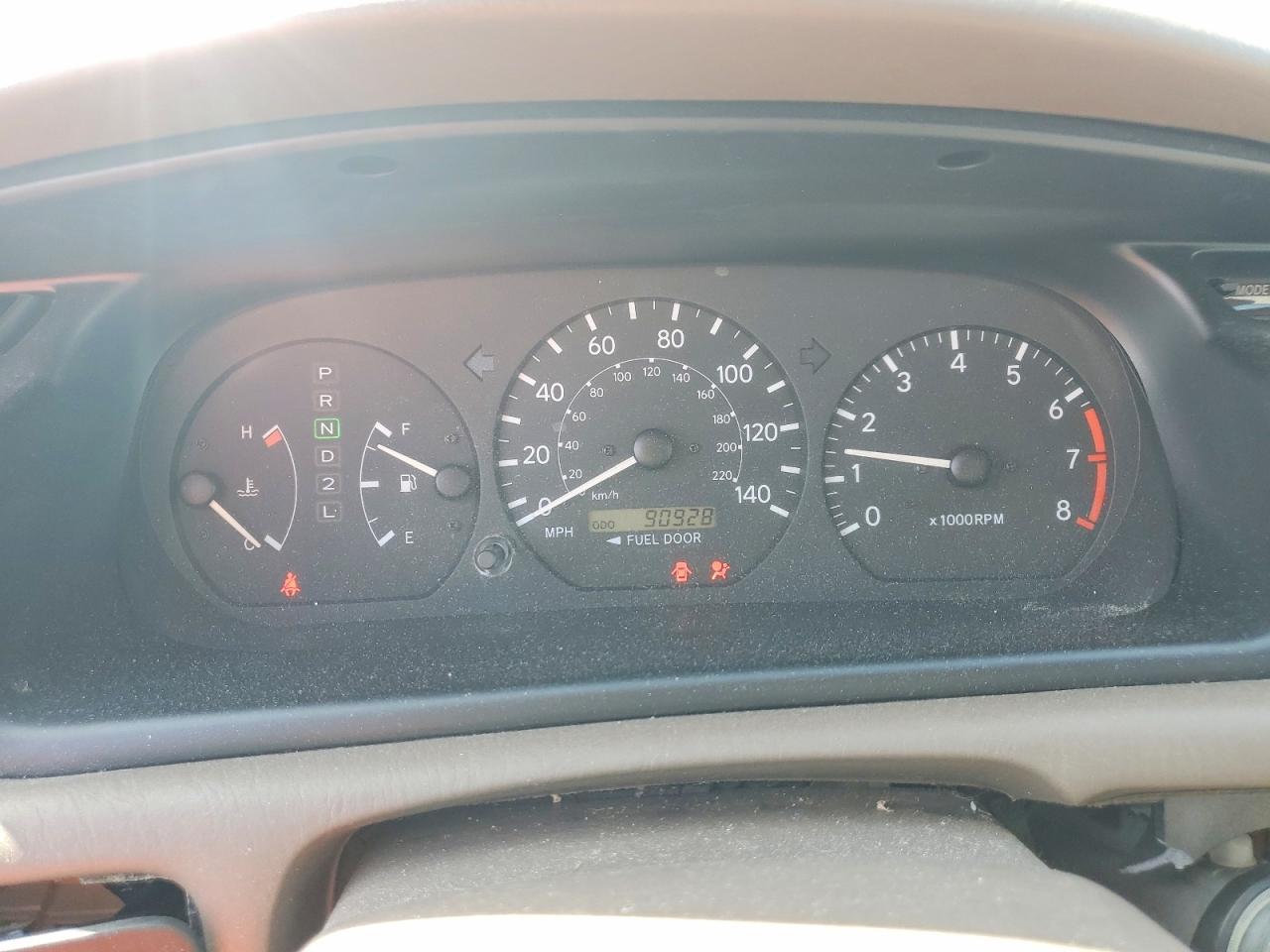 JT2BG22K8Y0411956 · 2000 TOYOTA CAMRY · 9/12