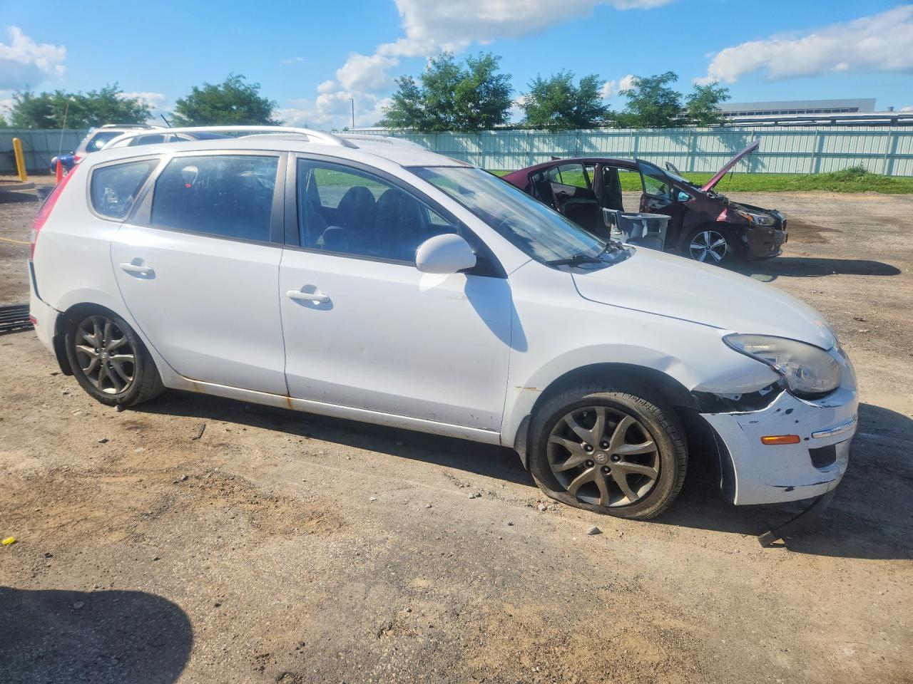 KMHDC8AE3CU130672 · 2012 HYUNDAI ELANTRA TOURING · 4/13