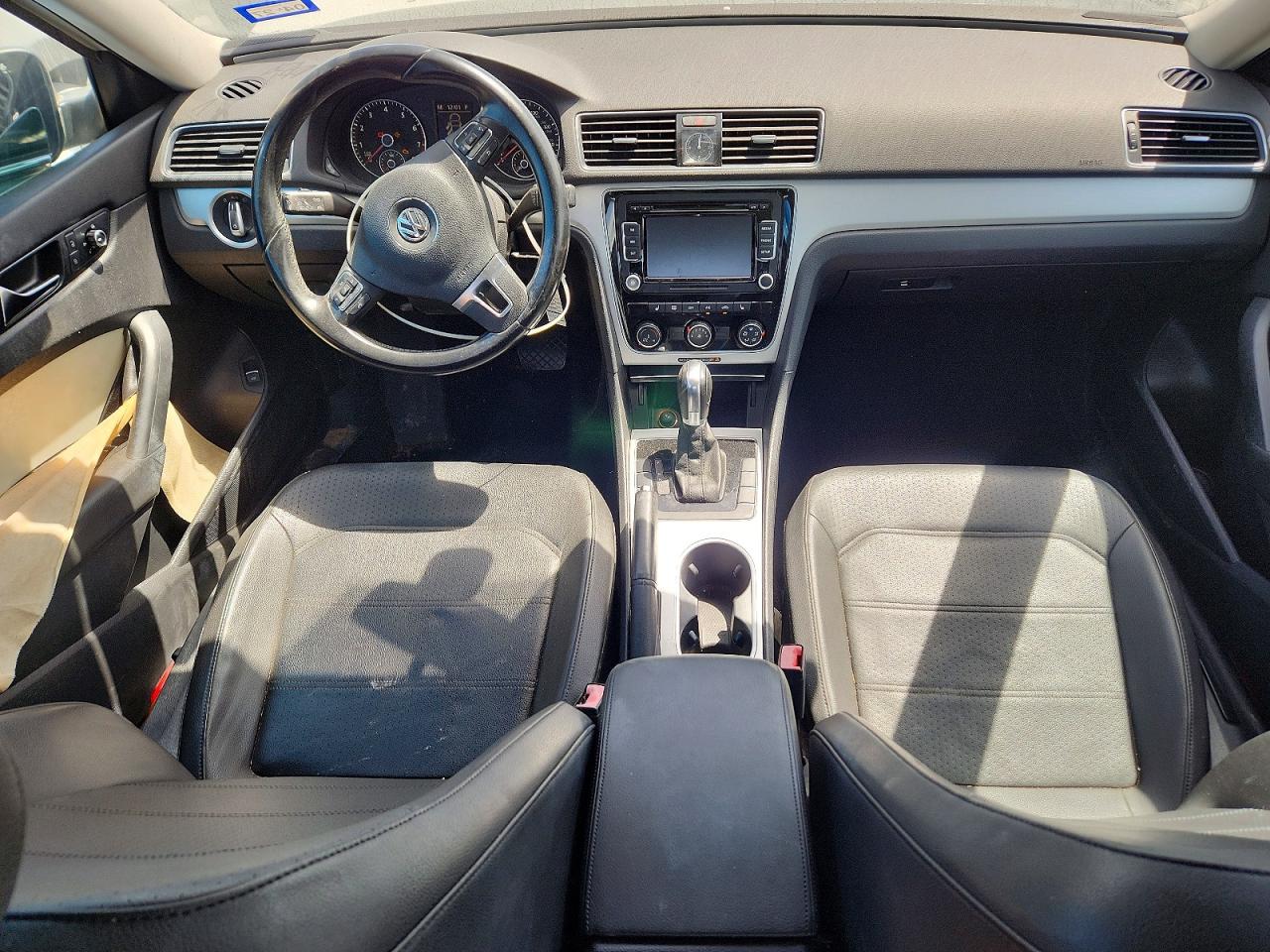 1VWBP7A30DC051909 · 2013 VOLKSWAGEN PASSAT · 8/13