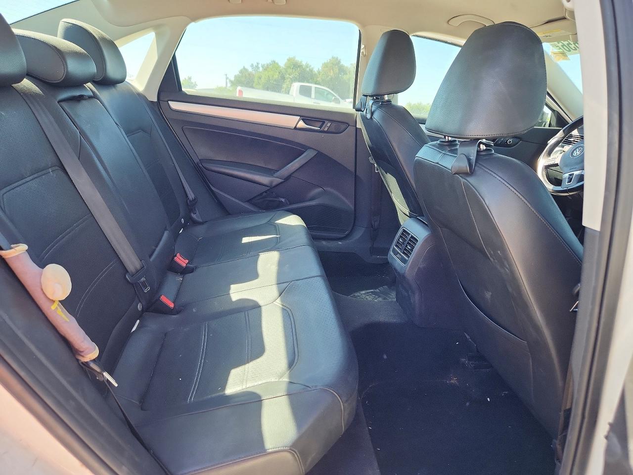 1VWBP7A30DC051909 · 2013 VOLKSWAGEN PASSAT · 10/13