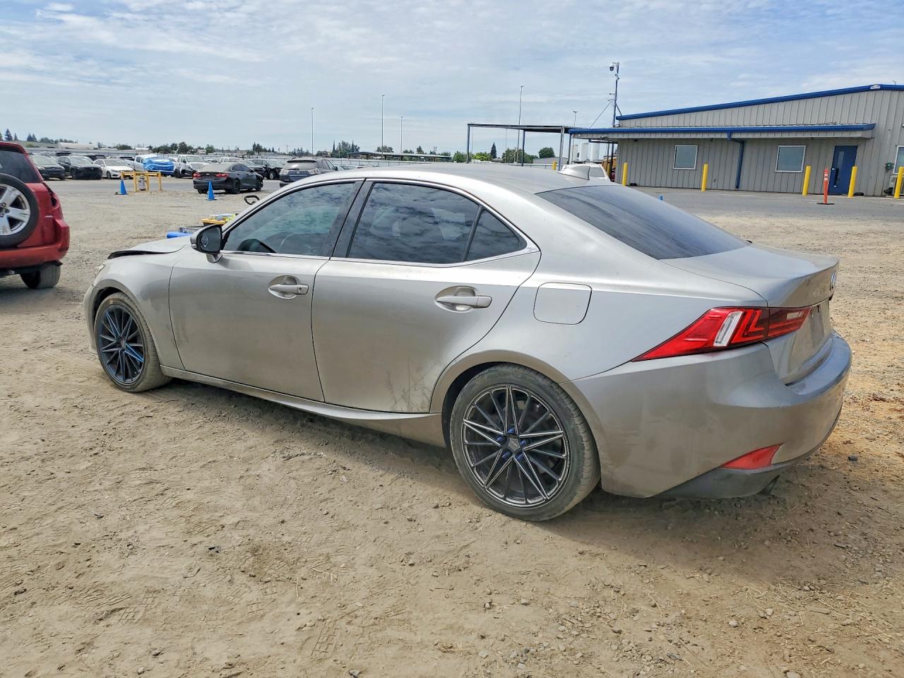JTHBA1D28G5019785 · 2016 LEXUS IS · 2/12