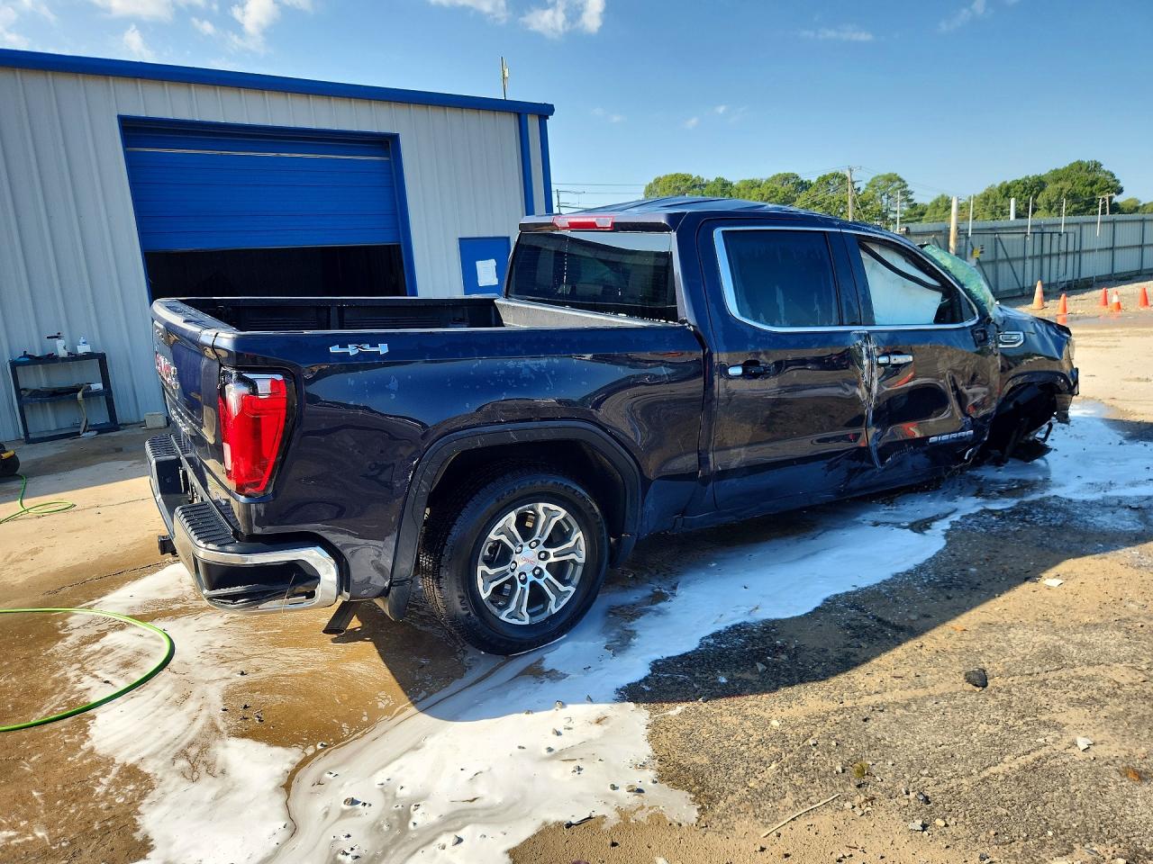 1GTUUDED3SZ237802 · 2025 GMC SIERRA · 3/12