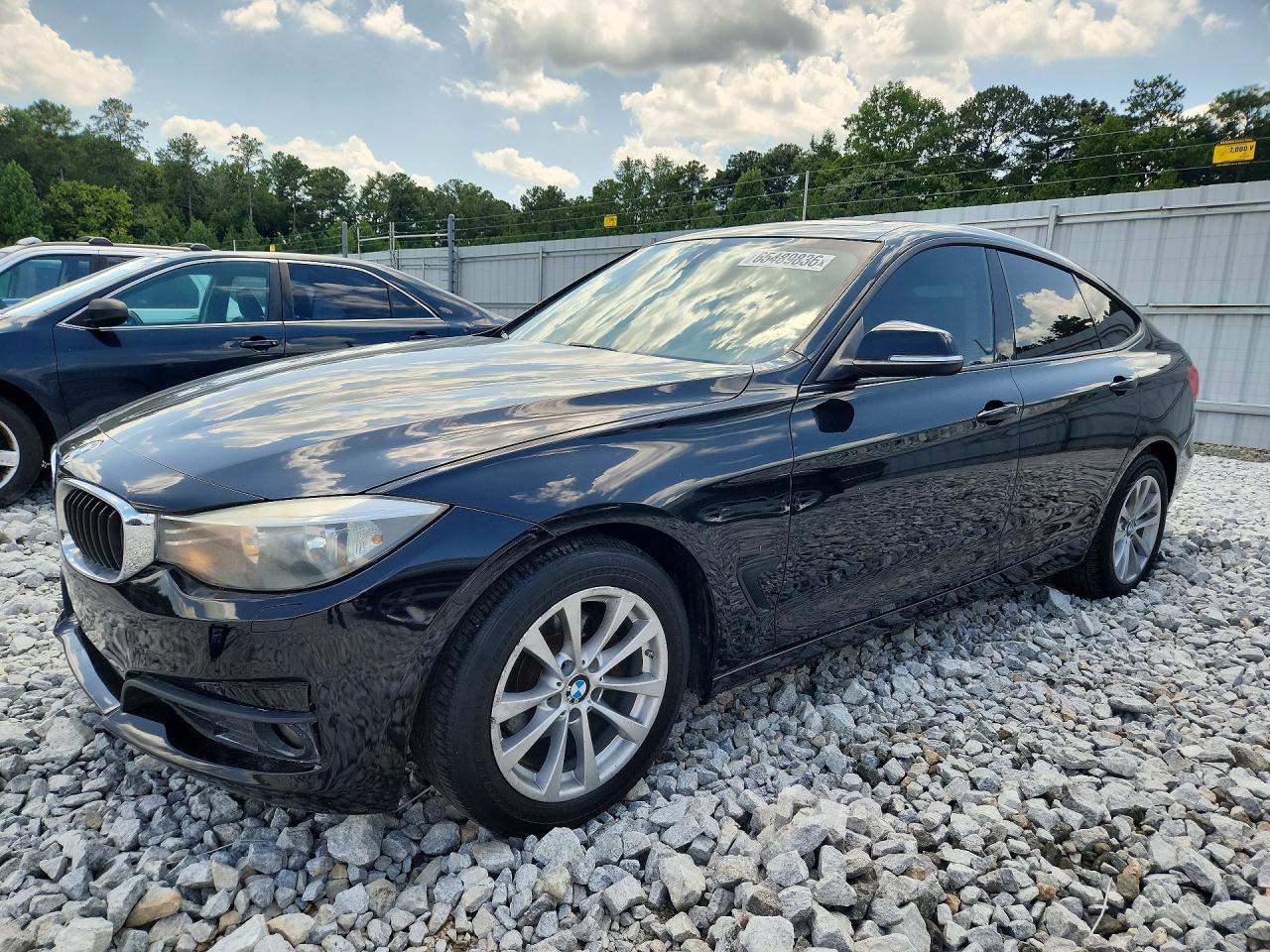 WBA8Z5C53FD672162 · 2015 BMW 328