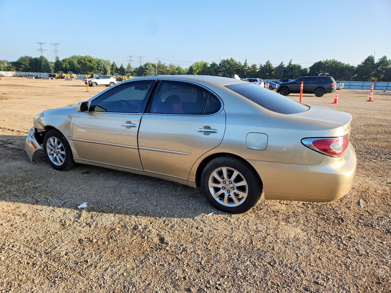 JTHBF30G220048431 · 2002 LEXUS ES · 2/12