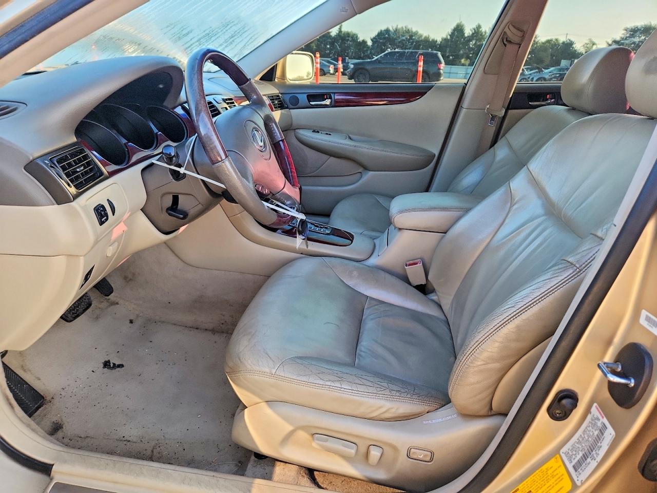JTHBF30G220048431 · 2002 LEXUS ES · 7/12