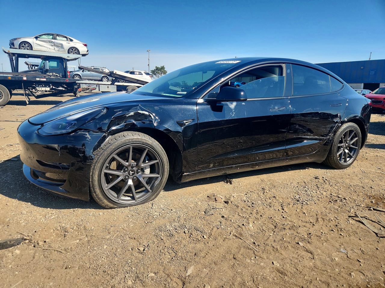 5YJ3E1EB9NF119057 · 2022 TESLA MODEL 3