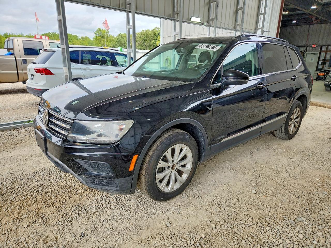 3VV2B7AX9JM100203 · 2018 VOLKSWAGEN TIGUAN
