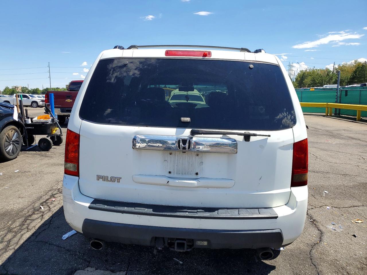 5FNYF3H5XBB028461 · 2011 HONDA PILOT · 6/12