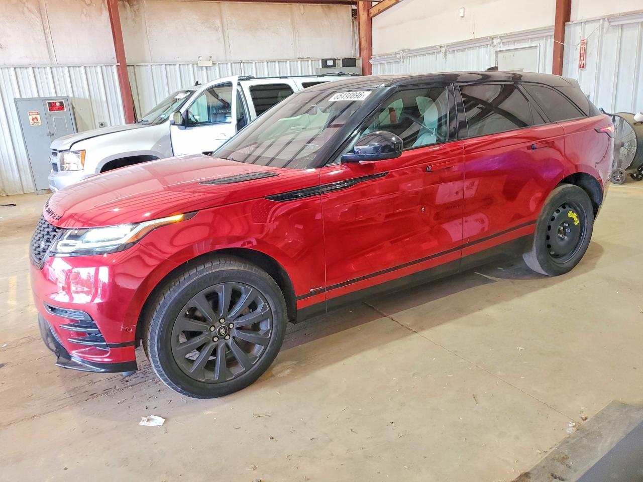 SALYL2RX8JA760137 · 2018 LAND ROVER RANGE ROVER VELAR