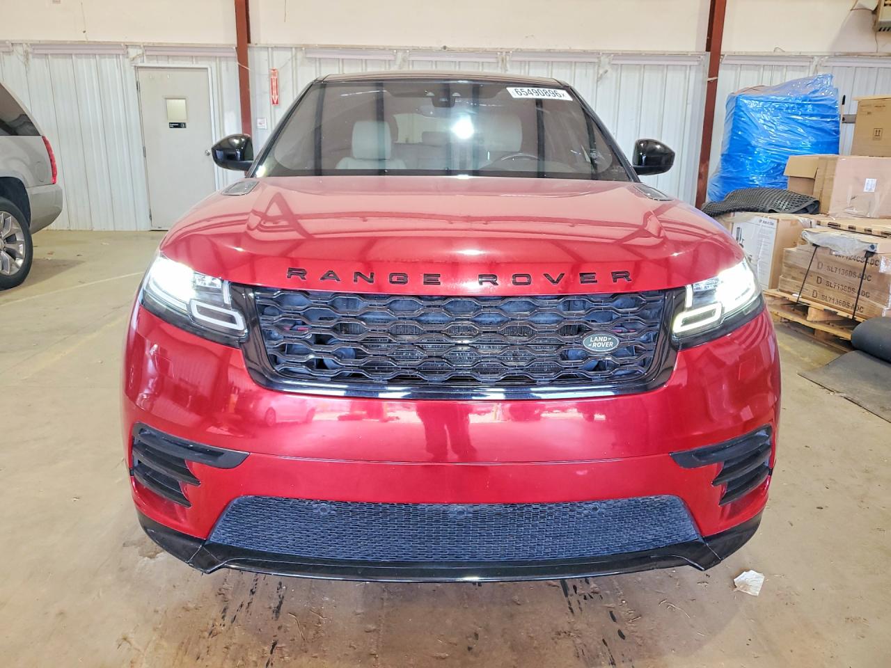 SALYL2RX8JA760137 · 2018 LAND ROVER RANGE ROVER VELAR · 5/12