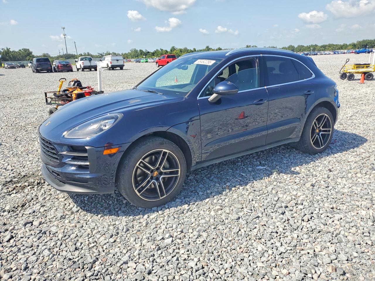 WP1AB2A56LLB35070 · 2020 PORSCHE MACAN