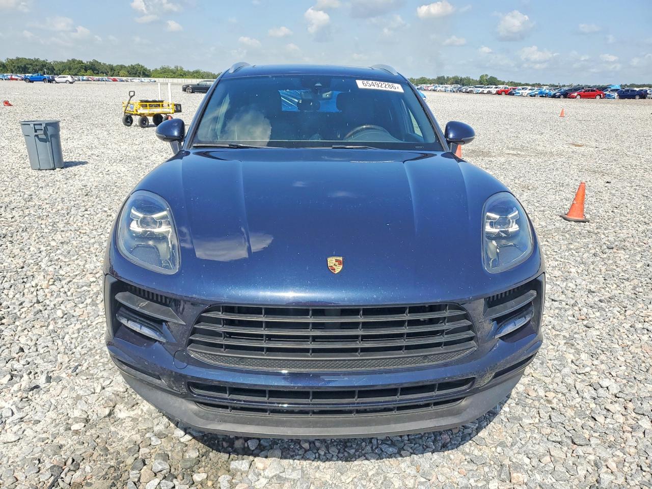 WP1AB2A56LLB35070 · 2020 PORSCHE MACAN · 5/12