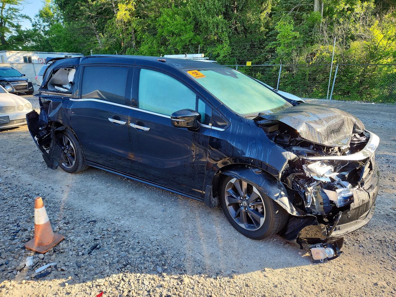 5FNRL6H99NB057147 · 2022 HONDA ODYSSEY · 4/13