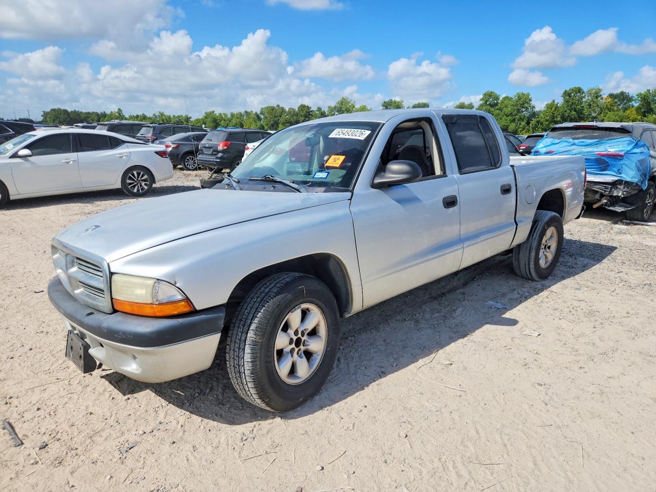 1D7HL38K84S679940 · 2004 DODGE DAKOTA