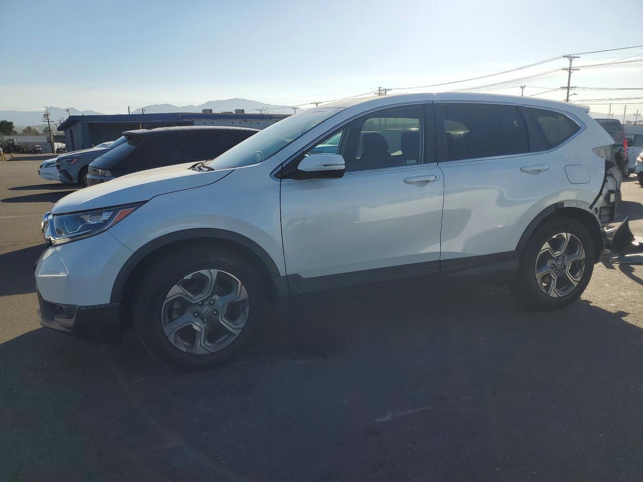 5J6RW1H5XKA009114 · 2019 HONDA CR-V