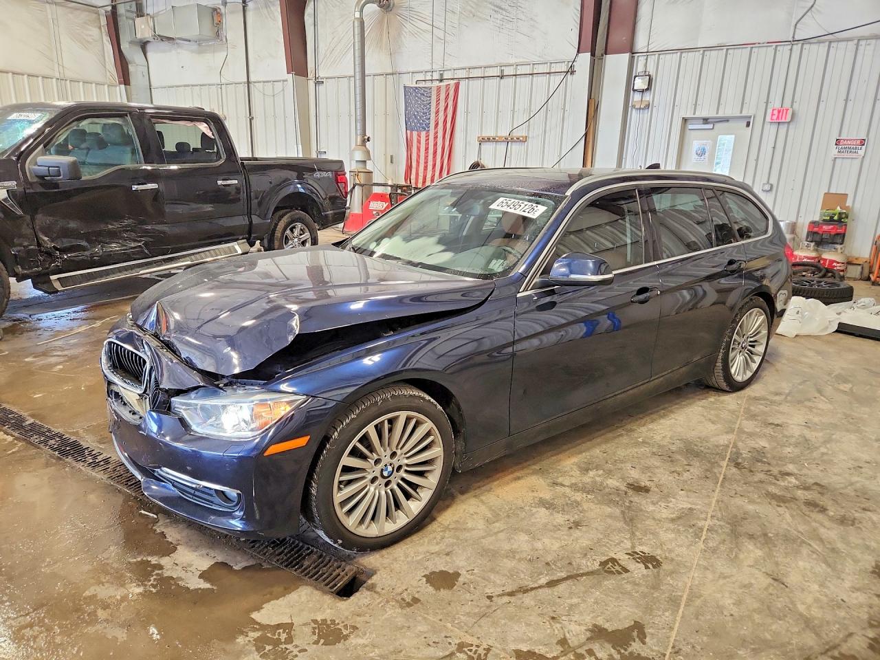 WBA3K5C52EKT33577 · 2014 BMW 328